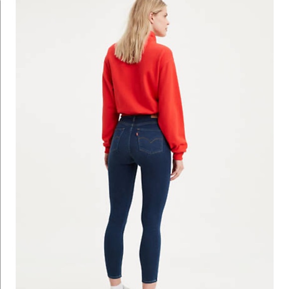 ‼️SOLD‼️ Levis High Rise Super Skinny Cropped Jean - Picture 3 of 7